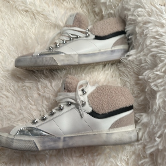 Marc Fisher LTD sneakers white with faux fur size 8M - Picture 8 of 8